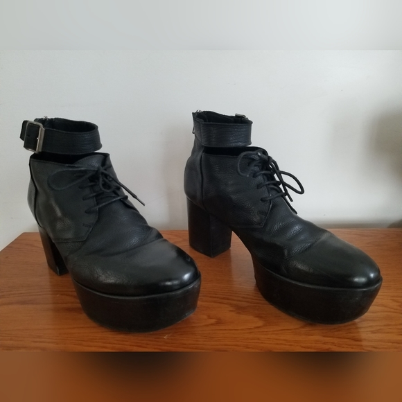 Creatures of Comfort Platform Stack Heels - Picture 2 of 11